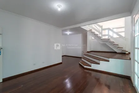 Casa com 3 Quartos para venda ou aluguel, 217m² no Parque Terra Nova, São Bernardo do Campo