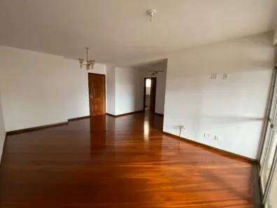 Apartamento com 3 Quartos para alugar, 240m² no Ingá, Niterói