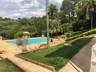 Fazenda / Sítio / Chácara com 7 Quartos à venda, 890m² no , Mairinque