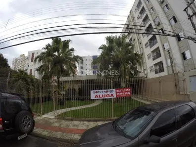 Casa com 3 Quartos para alugar, 208m² no Centro, Criciúma