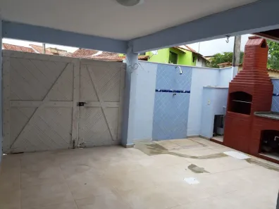 Casa com 3 Quartos para alugar, 120m² no Cosmorama, Mesquita