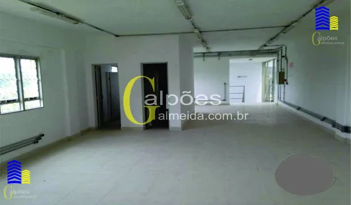 Galpão / Depósito / Armazém para venda ou aluguel, 889m² no Chácara do Solar II (Fazendinha), Santana de Parnaíba