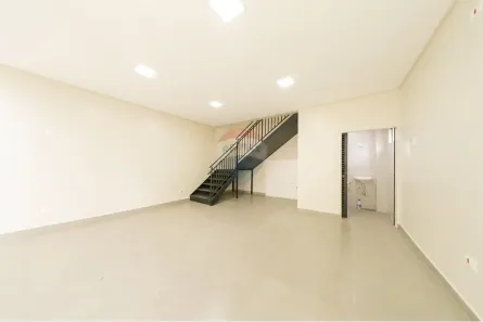Loja / Salão / Ponto Comercial para alugar, 107m² no Floresta, Cascavel