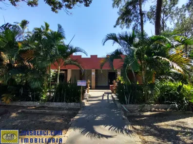 Conjunto Comercial / Sala para alugar, 300m² no Centro, Holambra
