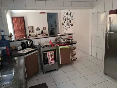 Sobrado com 3 Quartos à venda, 176m² no Jardim Sílvia Maria, Mauá