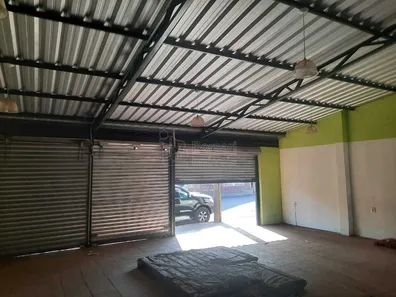 Loja / Salão / Ponto Comercial à venda, 200m² no Doutor Tancredo de Almeida Neves, Araraquara