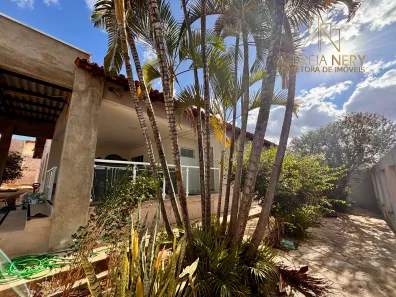 Casa de Condomínio com 4 Quartos à venda, 493m² no Região dos Lagos, Brasília