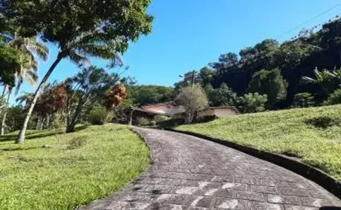 Fazenda / Sítio / Chácara com 2 Quartos à venda, 80000m² no , Rio Bonito