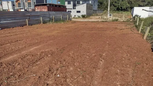 Terreno / Lote / Condomínio à venda, 282m² no Itacolomi, Balneário Piçarras
