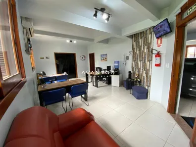 Prédio Inteiro com 2 Quartos à venda, 219m² no Camobi, Santa Maria