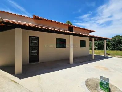 Fazenda / Sítio / Chácara com 3 Quartos à venda, 90m² no Bonsucesso (Bacaxá), Saquarema