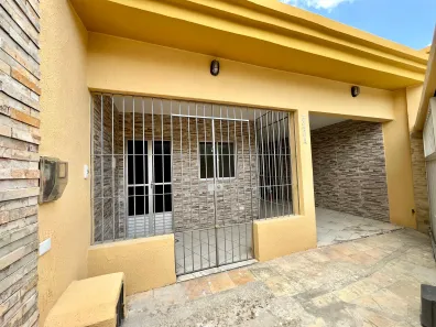 Casa com 3 Quartos à venda, 240m² no Pedreiras, Moreno
