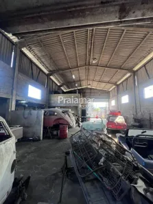 Galpão / Depósito / Armazém para alugar, 440m² no Cidade Naútica, São Vicente