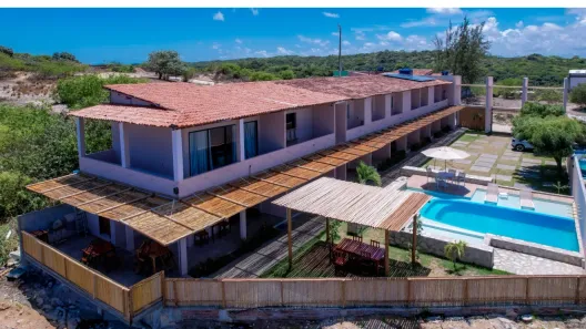 Hotel / Motel / Pousada com 16 Quartos à venda, 700m² no , Baía Formosa