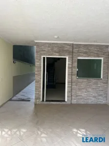 Casa de Condomínio com 4 Quartos à venda, 240m² no Jardim Serra Dourada, Itaquaquecetuba
