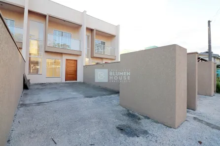 Sobrado com 3 Quartos à venda, 155m² no Itoupava Norte, Blumenau