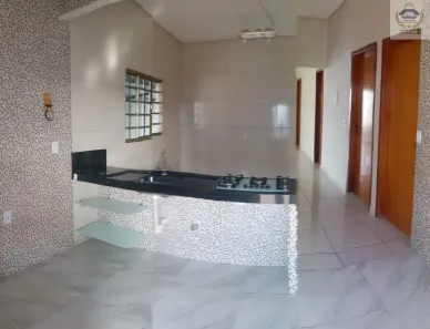 Casa com 3 Quartos para alugar, 250m² no Setor Monte Sinai, Trindade