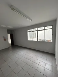Conjunto Comercial / Sala com 2 Quartos para alugar, 26m² no Zona 02, Maringá