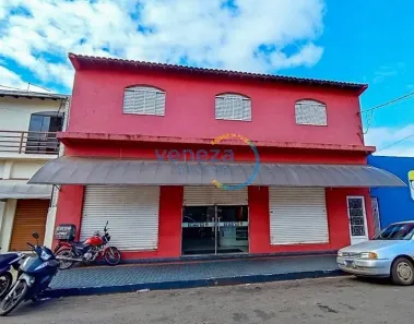 Conjunto Comercial / Sala para alugar, 240m² no Jardim Riviera, Cambé