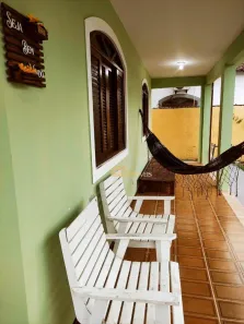 Casa com 5 Quartos para venda ou aluguel, 180m² no Centro, Rio das Ostras