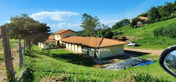 Fazenda / Sítio / Chácara com 3 Quartos para venda ou aluguel, 455m² no Jacaré, Cabreúva