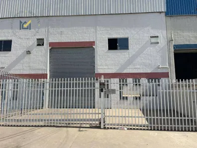 Galpão / Depósito / Armazém para alugar, 700m² no Olaria, Salto