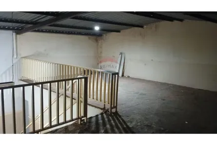 Galpão / Depósito / Armazém à venda, 243m² no Conjunto Chica Ferreira, Uberaba