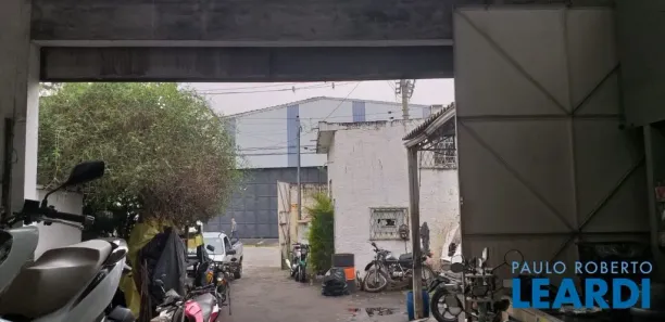 Galpão / Depósito / Armazém à venda, 356m² no Bosque da Saúde, São Paulo