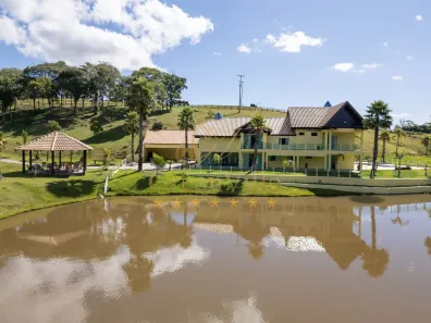 Fazenda / Sítio / Chácara com 8 Quartos à venda, 90000m² no Colônia Murici, São José dos Pinhais