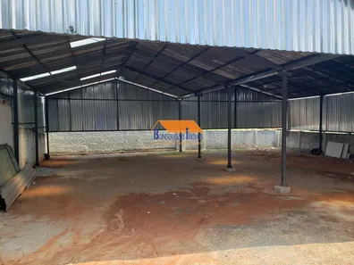Galpão / Depósito / Armazém à venda, 550m² no Nova Cachoeirinha, Belo Horizonte