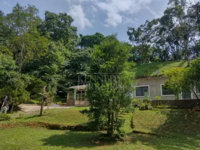Fazenda / Sítio / Chácara com 2 Quartos à venda, 210m² no Centro, Juquitiba