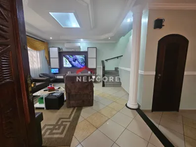 Sobrado com 4 Quartos à venda, 271m² no Jardim Casqueiro, Cubatão