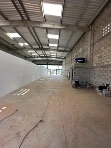 Galpão / Depósito / Armazém para alugar, 100m² no Arembepe (Abrantes), Camaçari