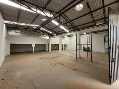 Galpão / Depósito / Armazém à venda, 555m² no Jd da Glória, Araçoiaba da Serra