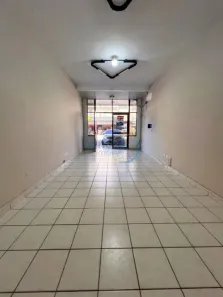 Galpão / Depósito / Armazém para alugar, 31m² no Vitória, Londrina