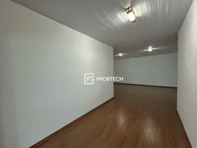 Casa com 2 Quartos para alugar, 96m² no Santos Dumont, Londrina