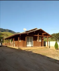 Fazenda / Sítio / Chácara com 2 Quartos à venda, 70m² no São João Batista, São João Batista