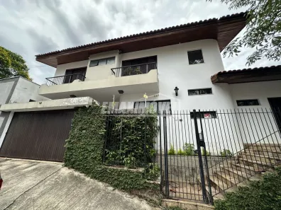 Casa Comercial com 10 Quartos para alugar, 367m² no Vila Trujillo, Sorocaba
