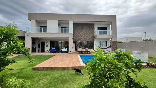 Sobrado com 4 Quartos à venda, 300m² no Aruana, Aracaju