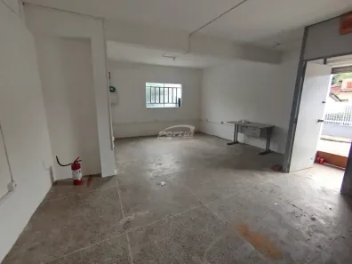 Conjunto Comercial / Sala para alugar, 28m² no Água Verde, Blumenau
