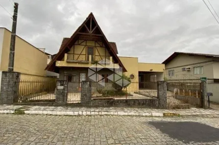 Terreno / Lote / Condomínio à venda, 615m² no Czerniewicz, Jaraguá do Sul