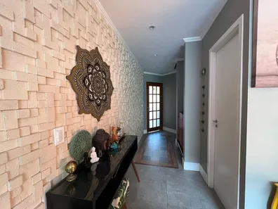 Casa de Condomínio com 3 Quartos à venda, 190m² no Jardim Colibri, Embu das Artes