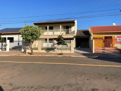 Sobrado com 3 Quartos à venda, 240m² no Itamarati, Ibiporã