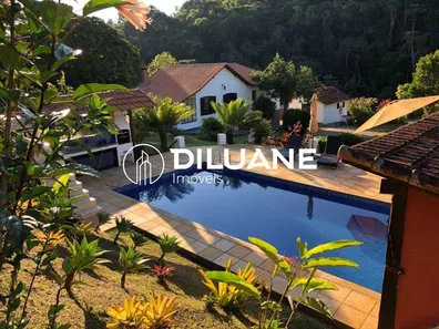 Fazenda / Sítio / Chácara com 3 Quartos à venda, 450m² no Palmares, Paty do Alferes