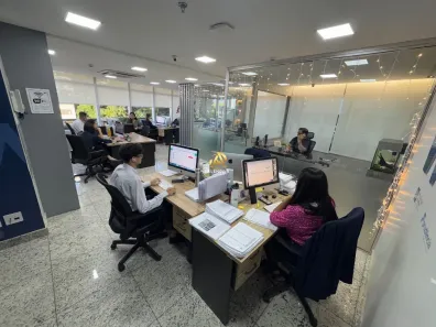 Conjunto Comercial / Sala para alugar, 130m² no Praia da Costa, Vila Velha