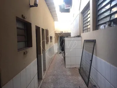 Prédio Inteiro à venda, 627m² no Vila José Bonifácio, Araraquara