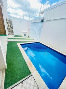 Casa com 3 Quartos para alugar, 175m² no Belchior, Sobral