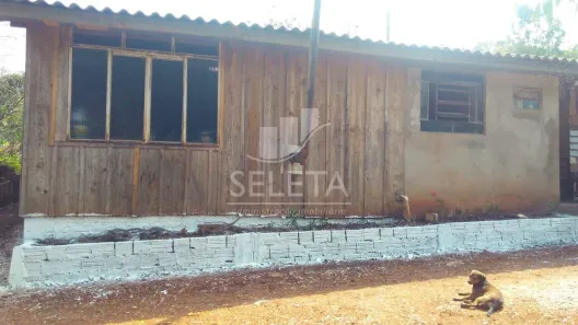 Fazenda / Sítio / Chácara com 3 Quartos à venda, 120m² no Área Rural de Cascavel, Cascavel