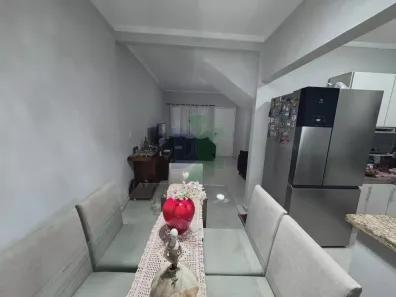 Casa de Condomínio com 2 Quartos à venda, 85m² no Jardim Emília, Jacareí