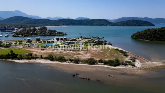 Terreno / Lote / Condomínio à venda, 688m² no Bracuí (Cunhambebe), Angra dos Reis